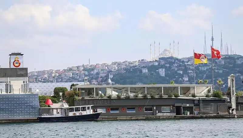 2. Abdülhamid'in Mirasçıları Galatasaray Adası İçin Mahkemeye Başvurdu