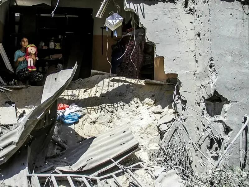 İsrail Cibaliye Mülteci Kampını Vurdu: 17 Filistinli Hayatını Kaybetti