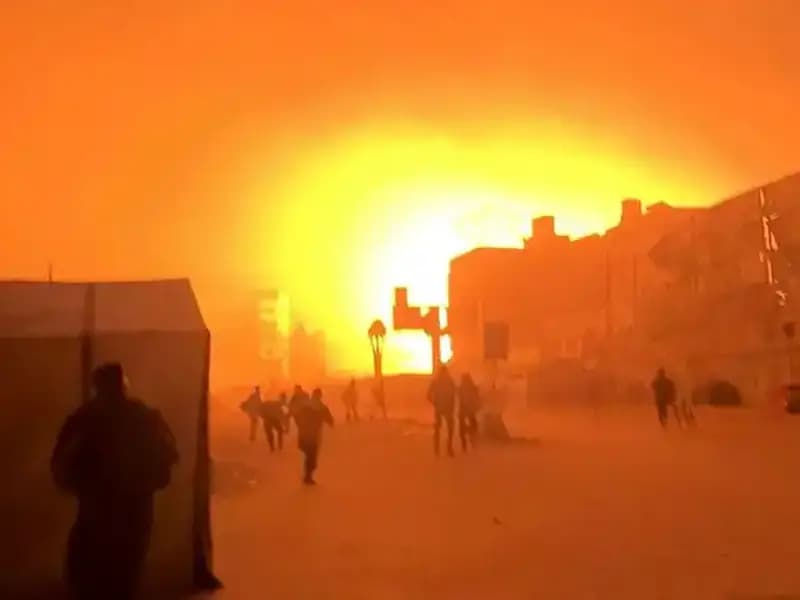 İsrail'in Yeni Saldırısı: Acil Servis Hastane Vurdu, Kaos Ortaya Çıktı