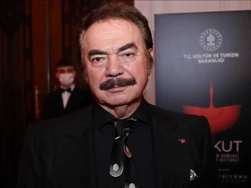 Orhan Gencebay Yüksek Ateş Nedeniyle Hastaneye Yatırıldı