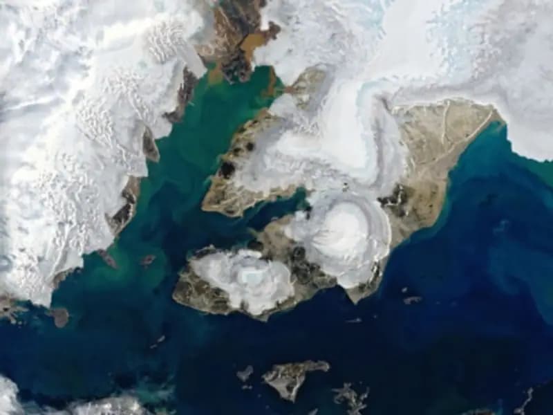 NASA: Aşırı sıcaklar buzulların rekor hızda erimesine sebep oluyor