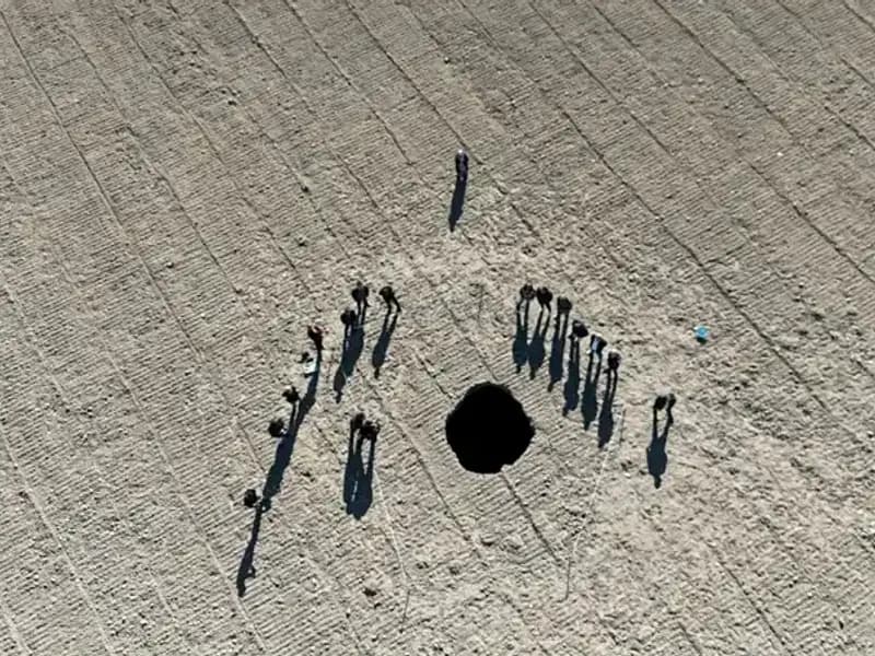 Konya'nın Ardından Karaman'da Şok Obruk: "Bu Areál Çok Ürpertici"