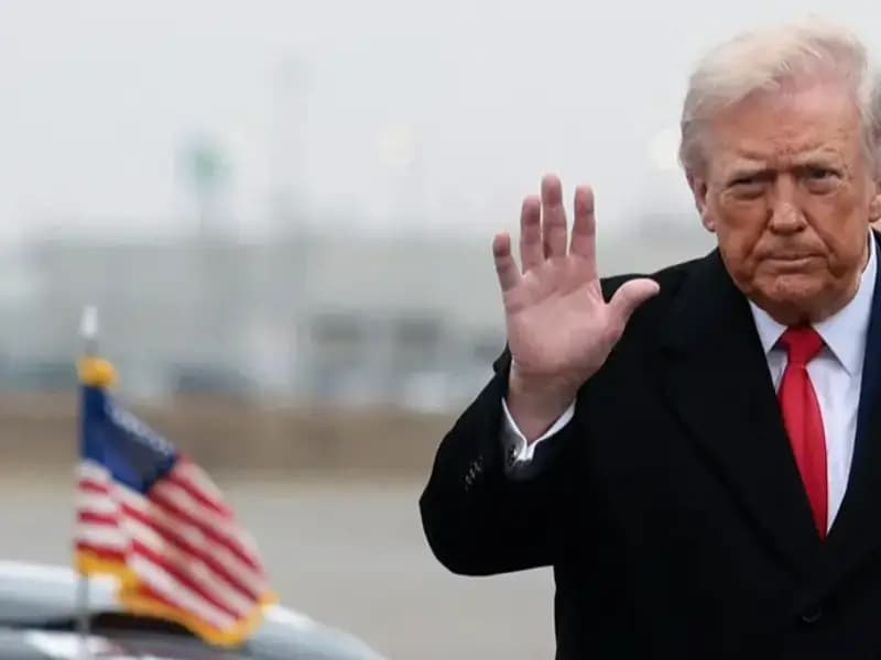 İran Devrim Muhafızları'ndan Trump'a Sert Uyarı: Sürprizlerimiz Var