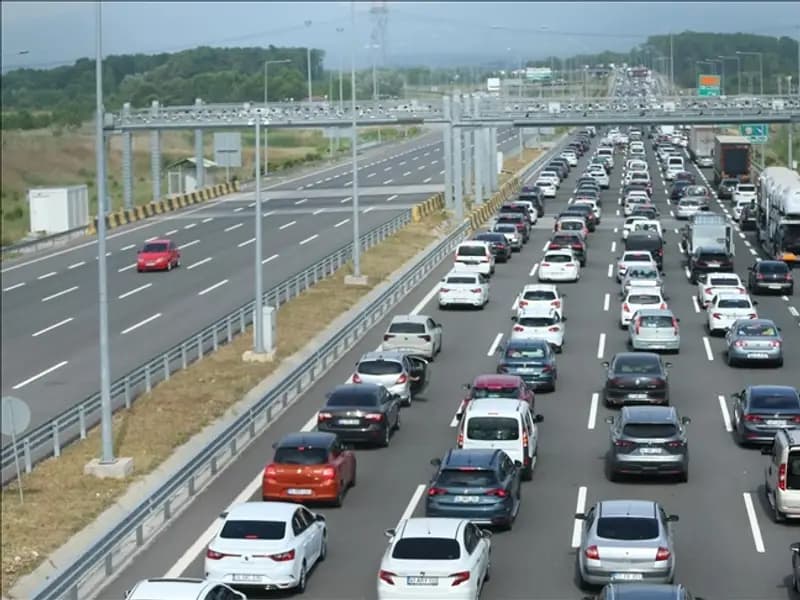 Tatilde Yola Çıkacaklar İçin Araç Bakım Uyarısı