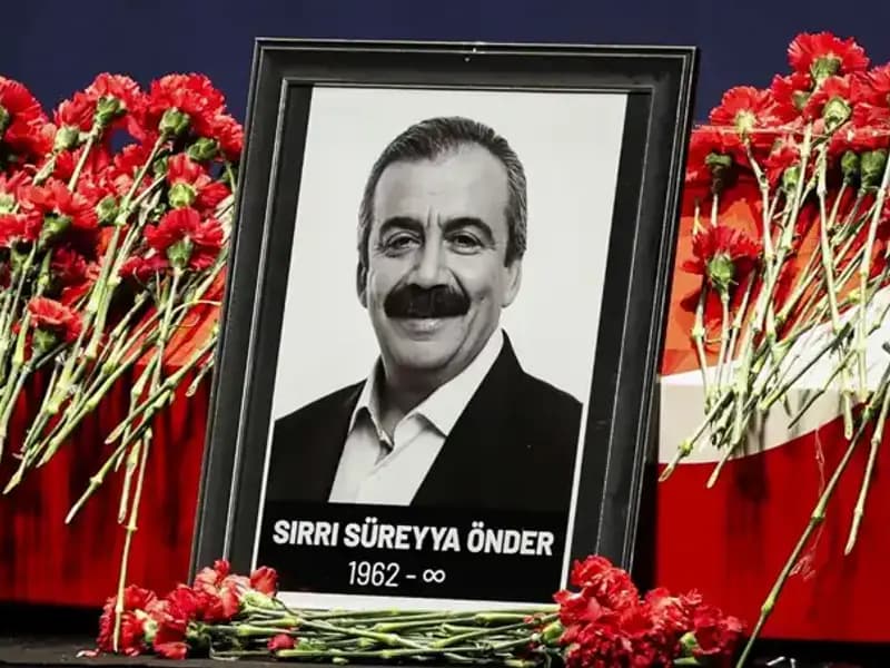 Sırrı Süreyya Önder Anması: Meclis'te Duygusal Anlar Yaşandı