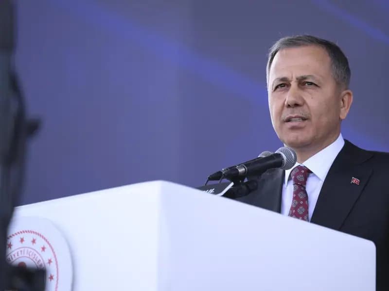 Bakan Yerlikaya, Suriyeli STK'larla Geri Dönüşleri Görüşecek