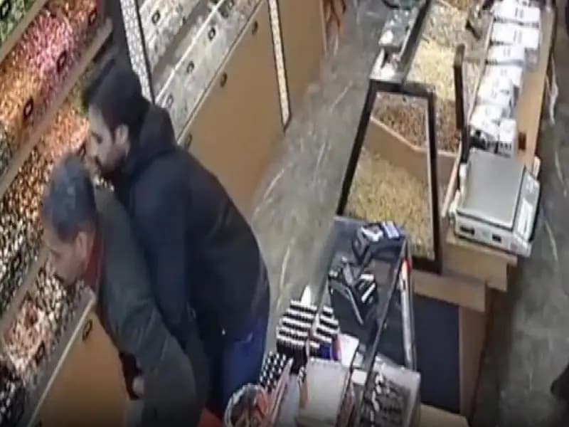 Nefessiz Kalan Adam Heimlich Manevrası İle Kurtarıldı