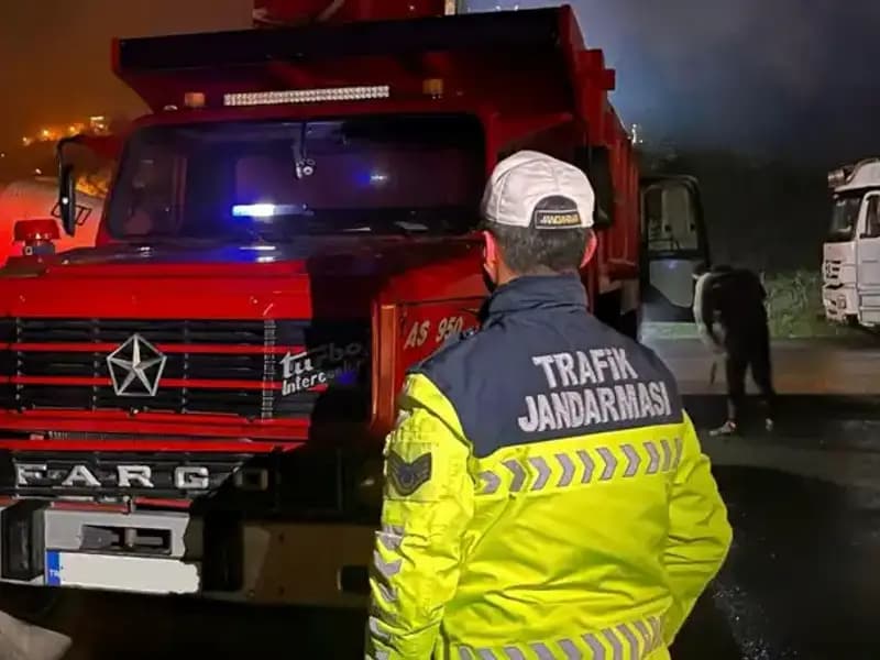 İlgili Kurumdan Çarpıcı Ceza: Kamyondaki Çakar Lambaya 138 Bin Lira!