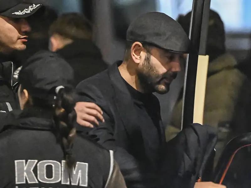 Beşiktaş Belediye Başkanı Akpolat, görevden uzaklaştırıldı