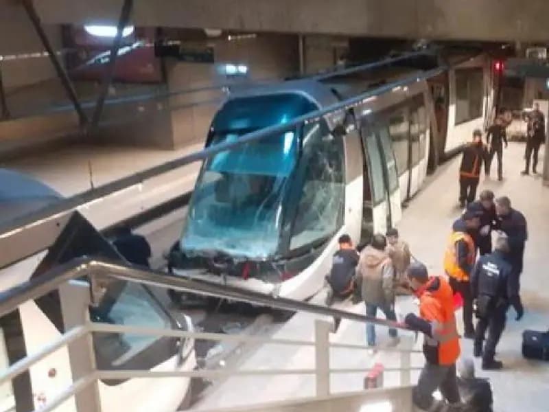 Fransa'da iki tramvay çarpıştı: Çok sayıda yaralı var