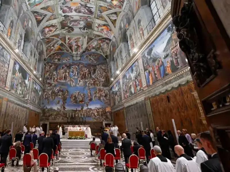 Vatikan'da Tarihi An: Gizlilik Yemini ile Seçim Süreci Başladı