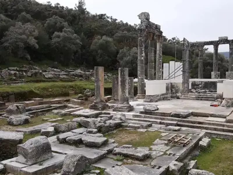 Zeus Tapınağı'ndaki Restorasyon Çalışmaları: Tarihin İzleri Yeniden Hayat Buluyor