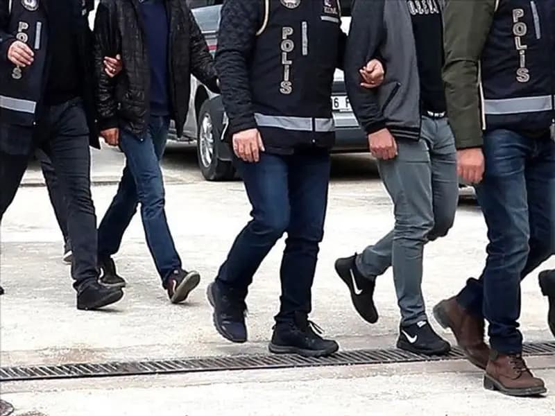 İstanbul'da Yatırım Dolandırıcılığı Operasyonu: 140 Gözaltı