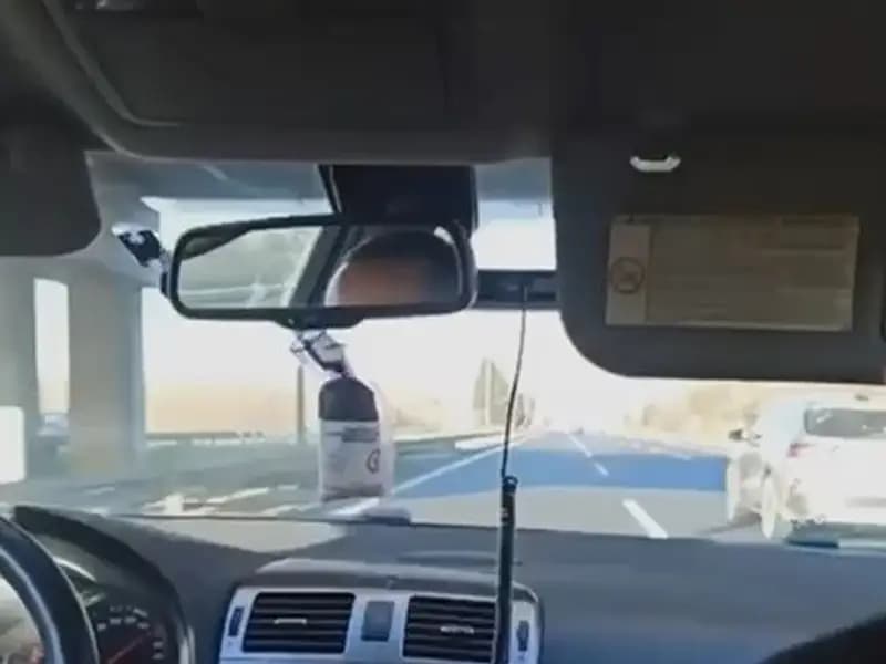 Sakarya'da Polisi Peşine Takıp Kaçan Araç Yakalandı