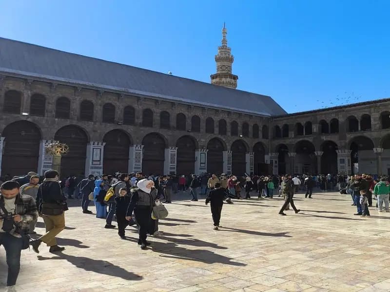 Emevi Camii İmamı: Cumhurbaşkanı Erdoğan'ın Yardım Eli Herkesin Takdirini Kazandı