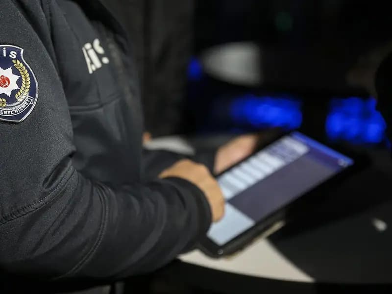 Polisten sert tedbir: Yetkisiz çakar kullanımına ceza yağdı