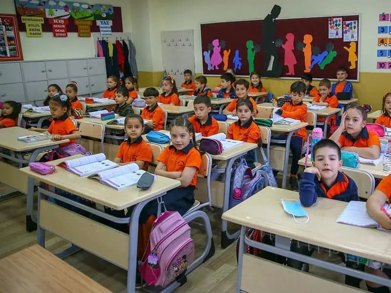 ** İstanbul'da Okullar Yarın Tatil

**