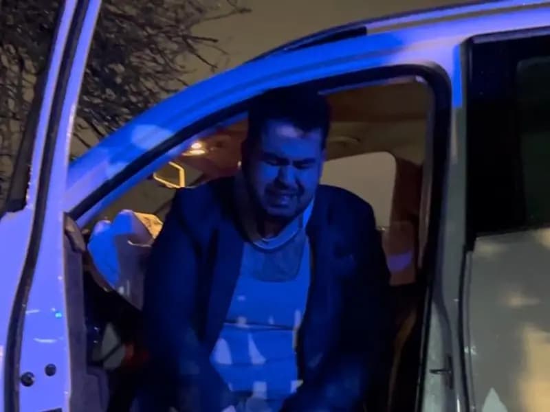 Tekirdağ'da Tarlaya Giren Otomobil Ağaca Çarptı, Sürücü Yaralandı