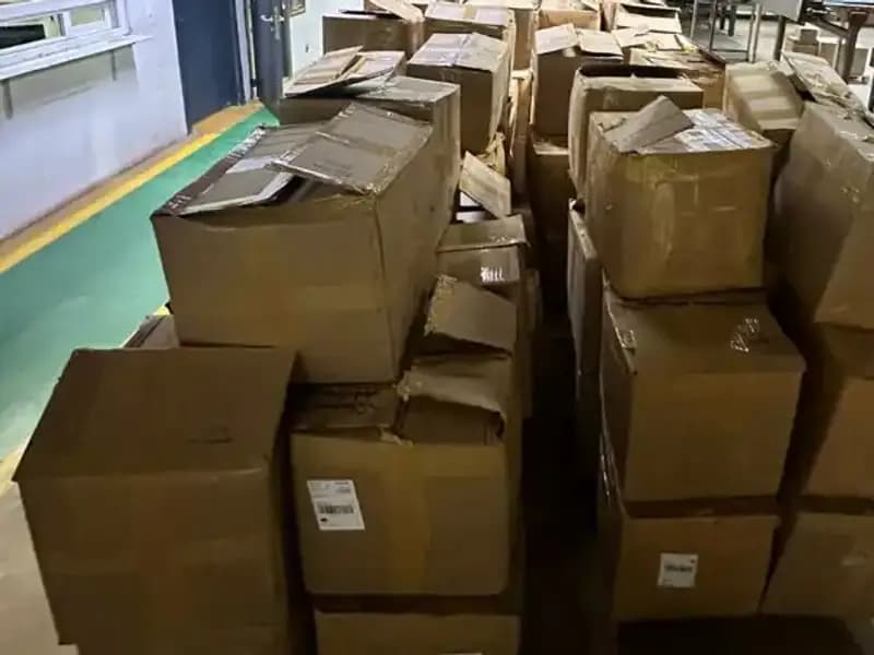 Kargo Şirketinde Şok Baskın: Kaçak Tütün Operasyonu Gerçekleşti