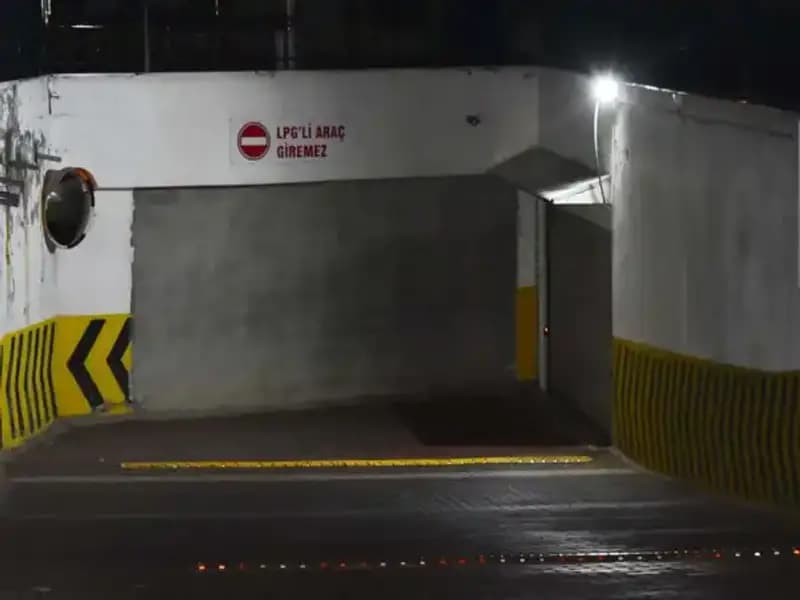 Husumet Cinayeti: Sitede Yaşanan Korkunç Olayda Saklanan Gerçekler