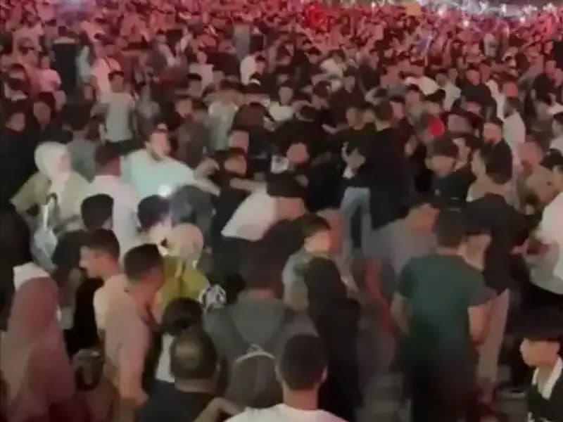 Konserde Bıçaklı Kavga: Eğlenceden Facia Çıktı, Üç Kişi Yaralı