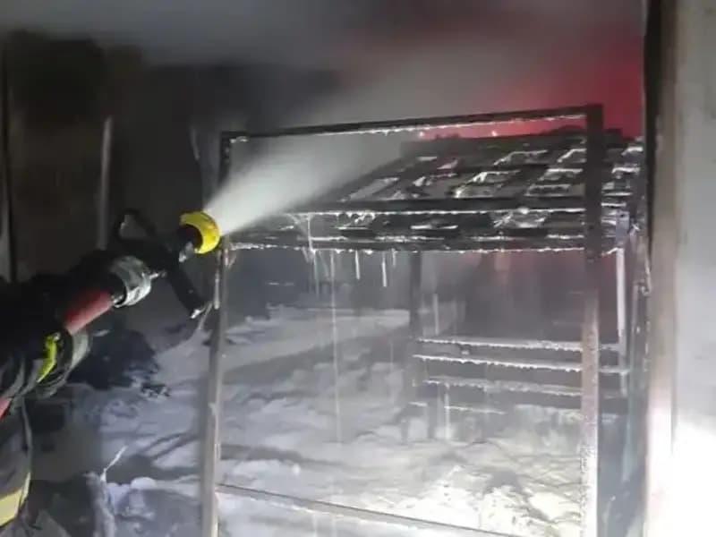 İşçilerin Kaldığı Konteynerde Yangın Paniği: Olayın Sebepleri ve Sonrası