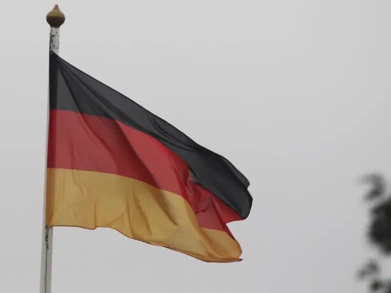 Almanya'da Erken Seçim Süreci Başladı