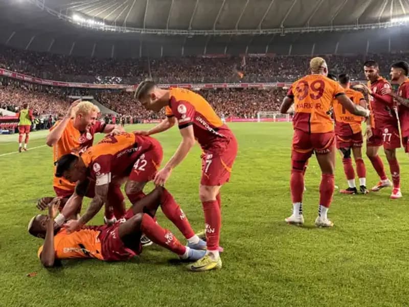 Galatasaray, Şampiyonluğu Kapmak İçin Sahada: 1 Puan Yeter Mi?