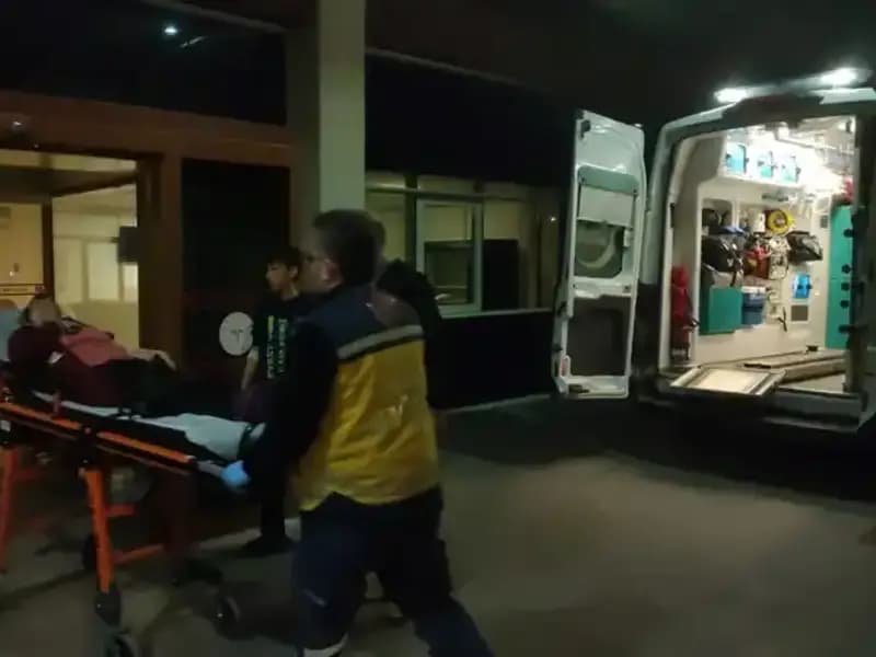 Anne ve Oğlu Sobadan Zehirlenerek Hastaneye Kaldırıldı