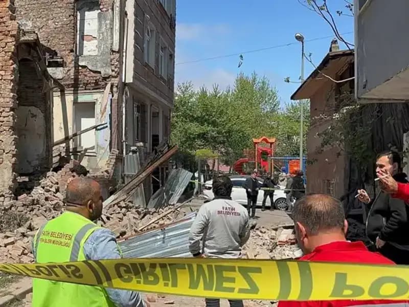 Fatih’teki Depremde Çöken Bina: Olayın Detayları ve Sorumlular