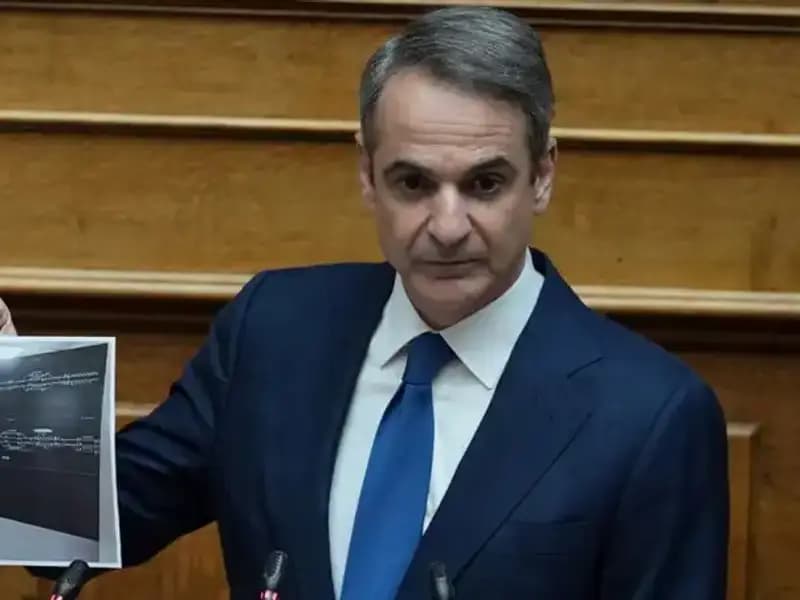 Yunanistan'da Siyasi Kriz: Miçotakis Protestolarla Sarsıldı