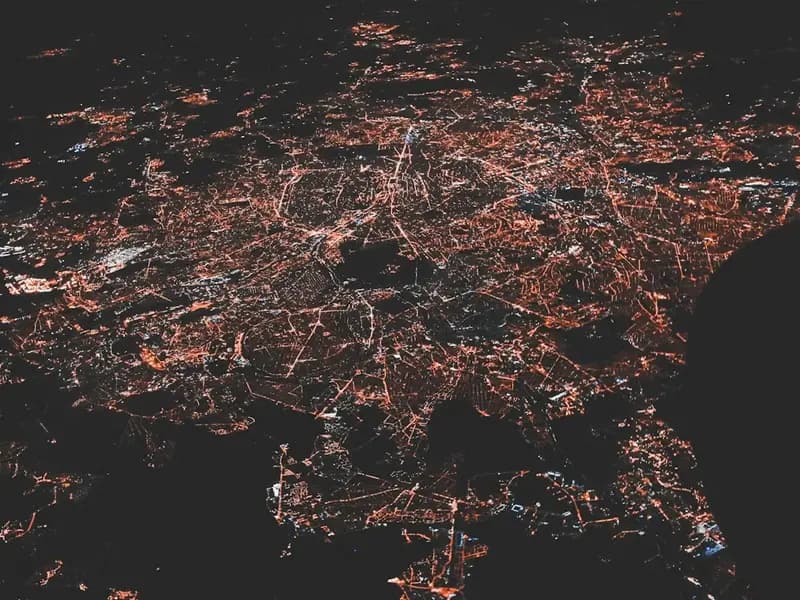 Hürmüz Boğazı'ndaki Gerilim, Teknoloji Fiyatlarını Etkileyebilir