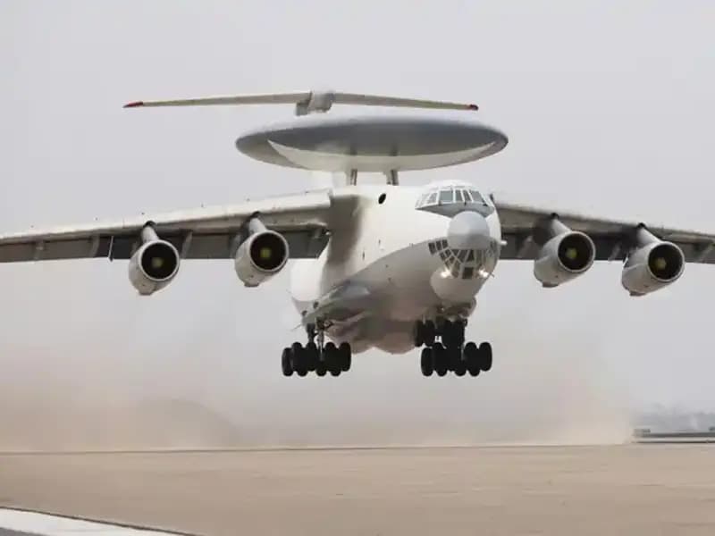 Kuzey Kore, Yeni Uçağını İlk Kez Gösterdi: Askeri Kabiliyetini Sergiliyor