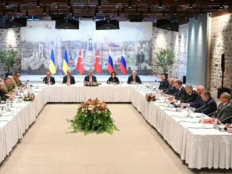 İstanbul’da Tarihi Barış Zirvesi: Rus Heyeti Türkiye’ye Geldi