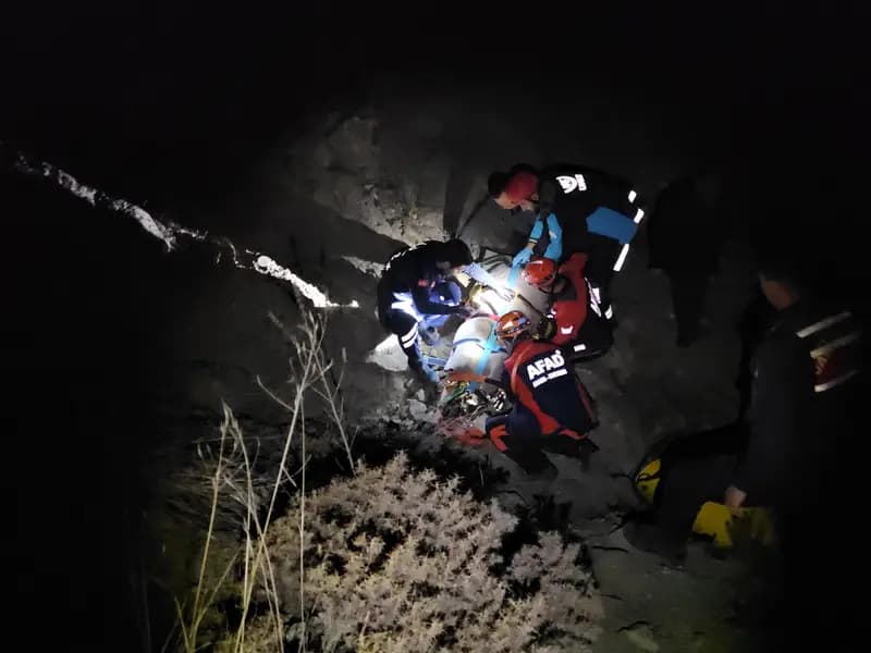 Çorum'da Mantar Toplarken Uçuruma Düşen Adam Kurtarıldı