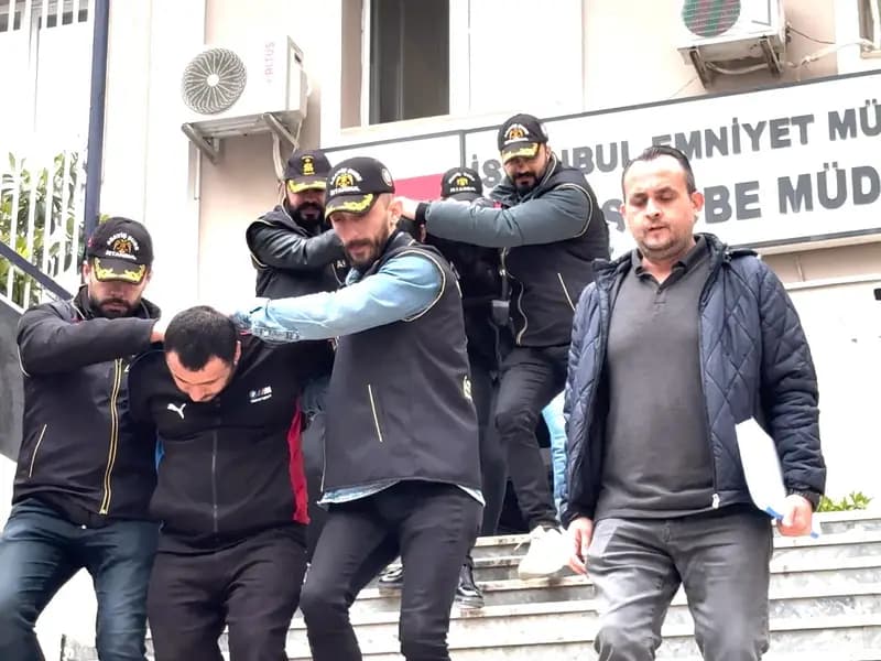 İstanbul Avcılar'da Arkadaşını Vuran Zanlı Korkutmak İstedi