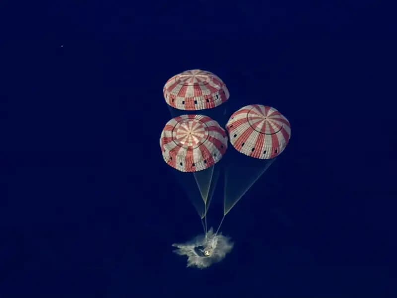 NASA'nın Artemis II: Orion Kapsülü Ay'dan Başarıyla Döndü