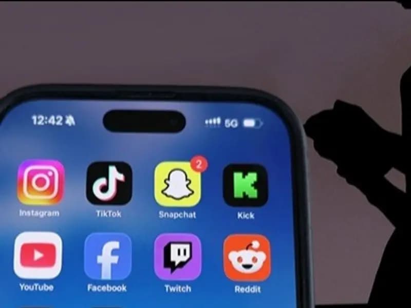 Fransa'da Çocuklar İçin Sosyal Medya Kısıtlaması Onaylandı