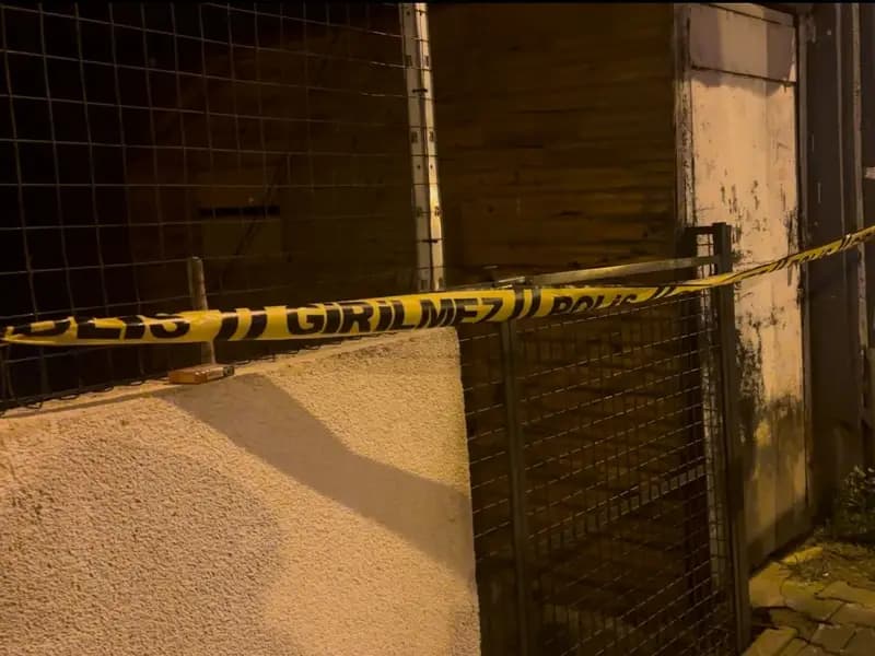 Sarıyer'de Toprak Kayması: 6 Bina Tahliye Edildi