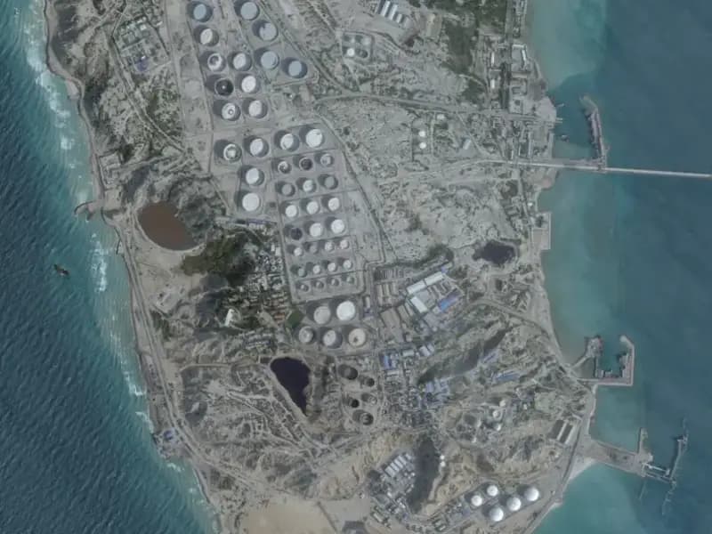 Hark Adası'nın İşgali: Hürmüz Boğazı İçin Yeni Bir Strateji Mi?