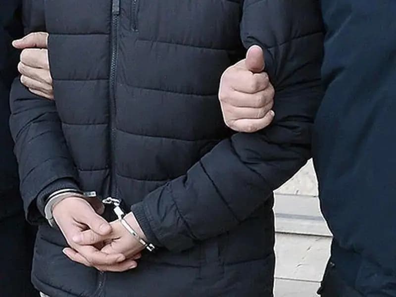 Beşiktaş Belediye Başkanı Akpolat İhale Yolsuzluğu Soruşturmasında Gözaltında