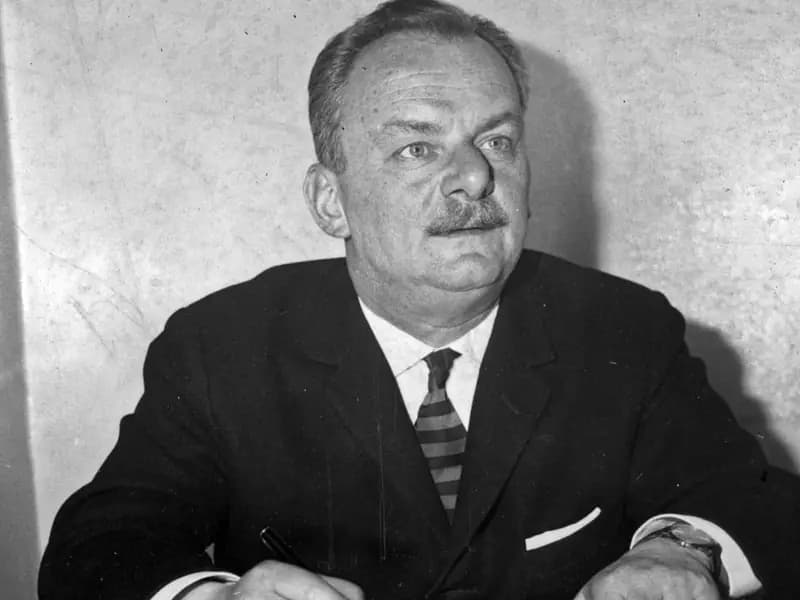 Melih Cevdet Anday: Garip akımının unutulmaz ismi