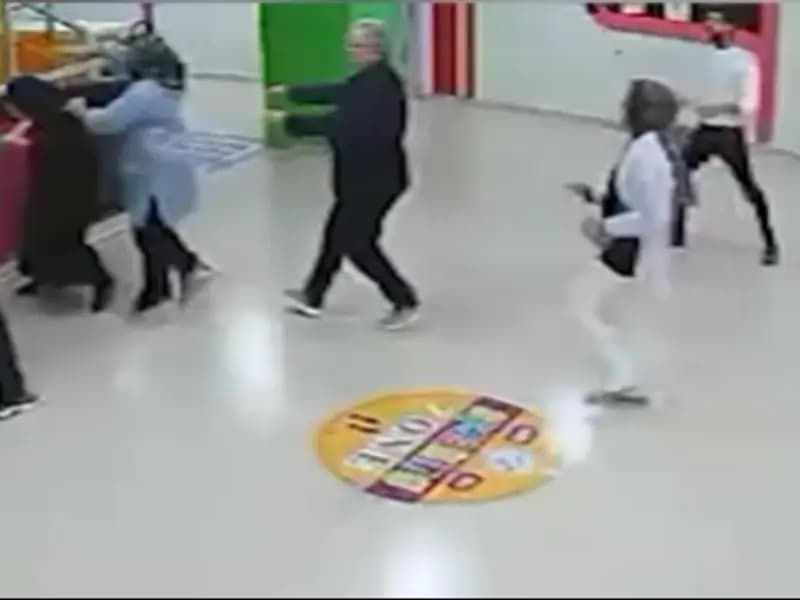 Malatya'da Öğretmene Veli Tarafından Saldırı: Hastanelik Oldu