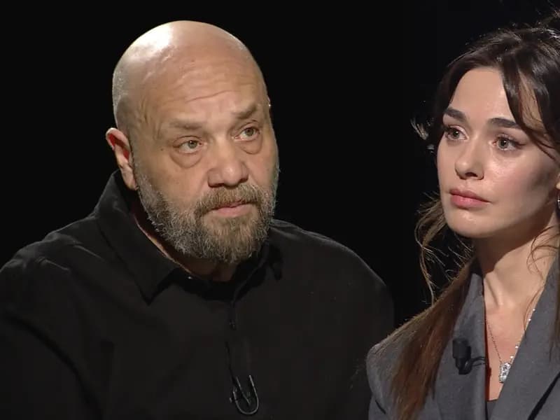 Bensu Soral ve Hakan Baş'ın Aşk Hikayesi: Tanışma Anısı