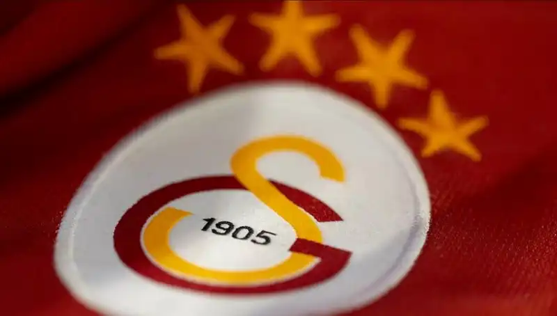 Galatasaray Divan Kurulu Toplantısı: Gelecek Planları ve Tartışmalar