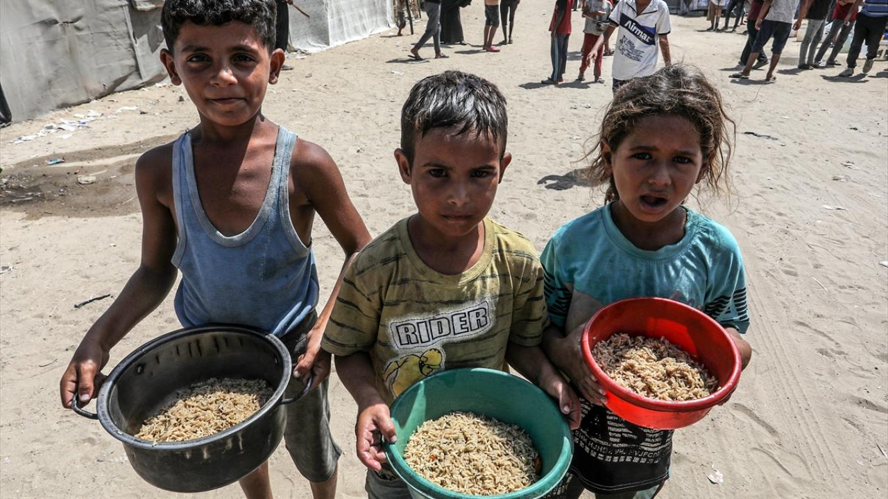 BM: Gazze’de İnsanlar Ortalama İki Günde Bir Yemek Yiyor