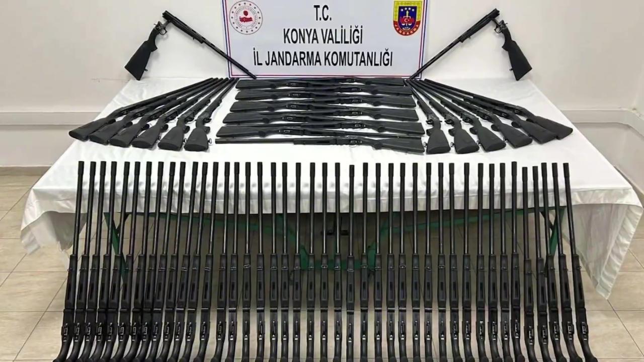 Türkiye Genelinde Silah Kaçakçılarına Büyük Operasyon: Çok Sayıda Gözaltı