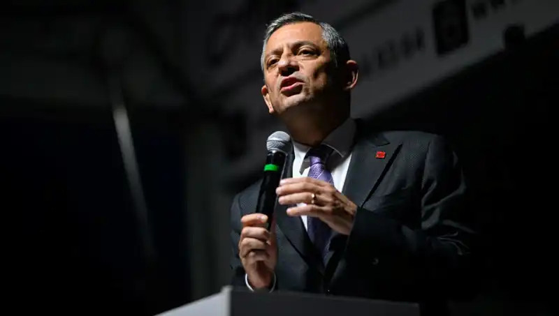 Özgür Özel'den Emekli İkramiyesi Üzerine Sert Çıkış!