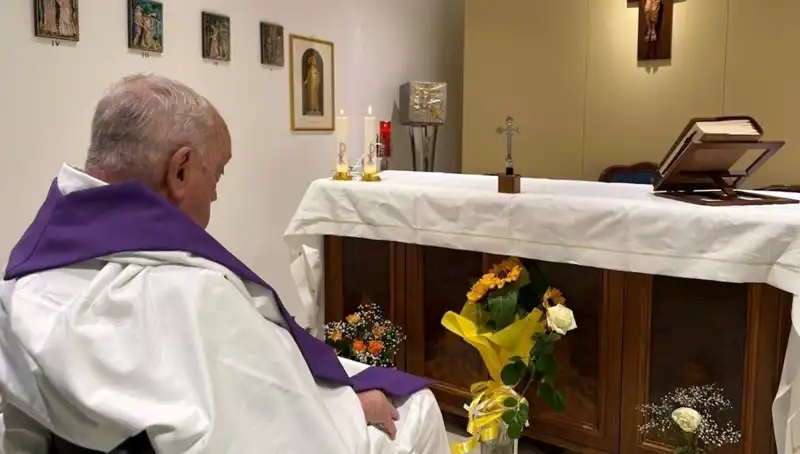 Papa'nın Sağlık Durumu Sevindiriyor: Artık Kendi Başına Nefes Alabiliyor