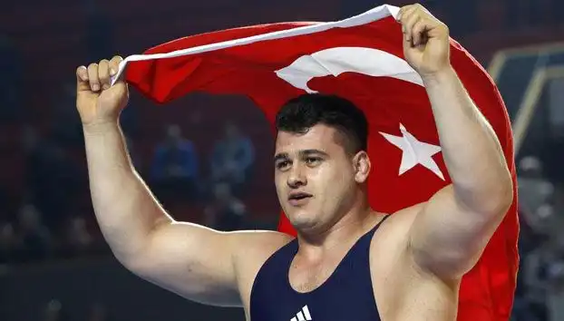 Milli Güreşçi Rıza Kayaalp'e Verilen Şok Cezanın Ardındaki Sebepler Neler?